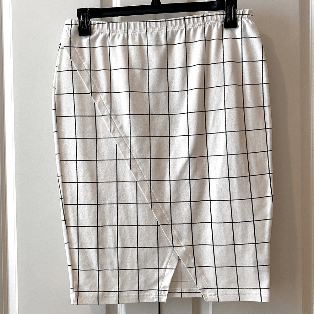 Window Pane Black and White Pencil Skirt